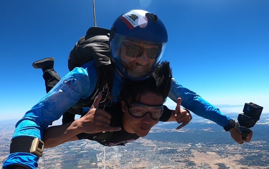 Minimum Legal Age to Skydive in California